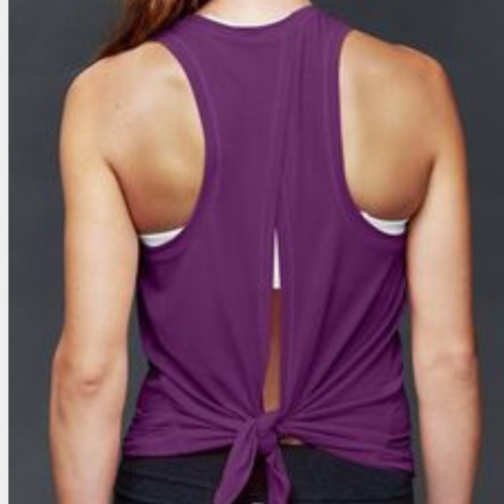 GapFit Breathe Open Back Tank